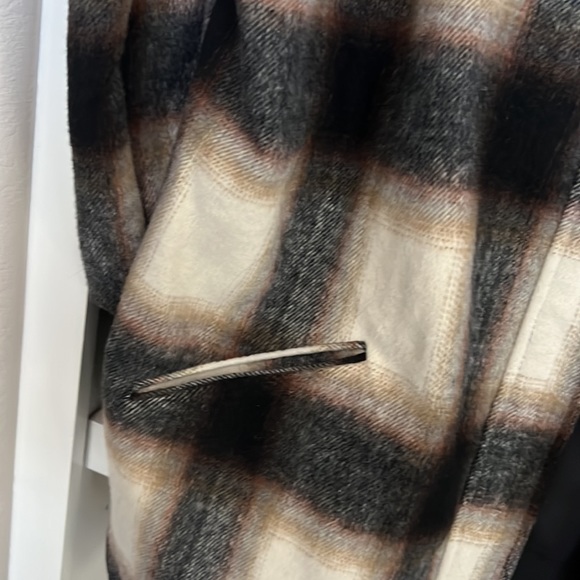 Steve Madden Harper Plaid Jacket - Picture 3 of 7